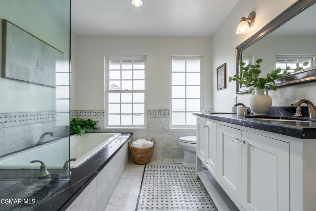 1669 Ridgewood Drive