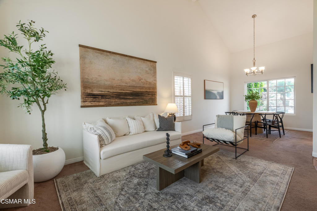 1669 Ridgewood Drive