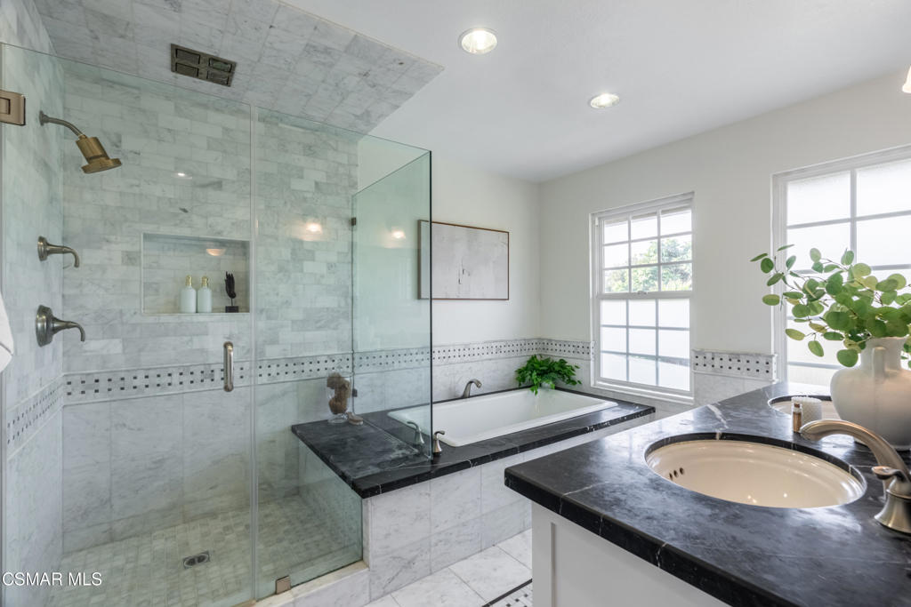 1669 Ridgewood Drive