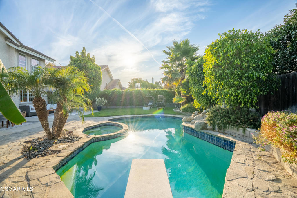 1669 Ridgewood Drive