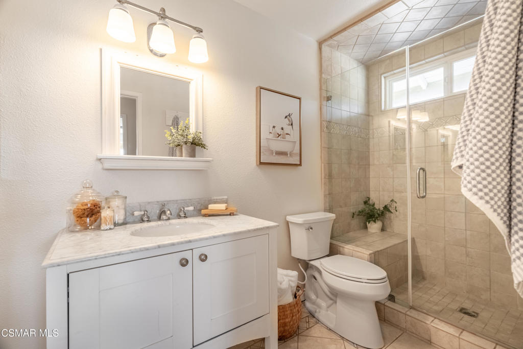 1669 Ridgewood Drive