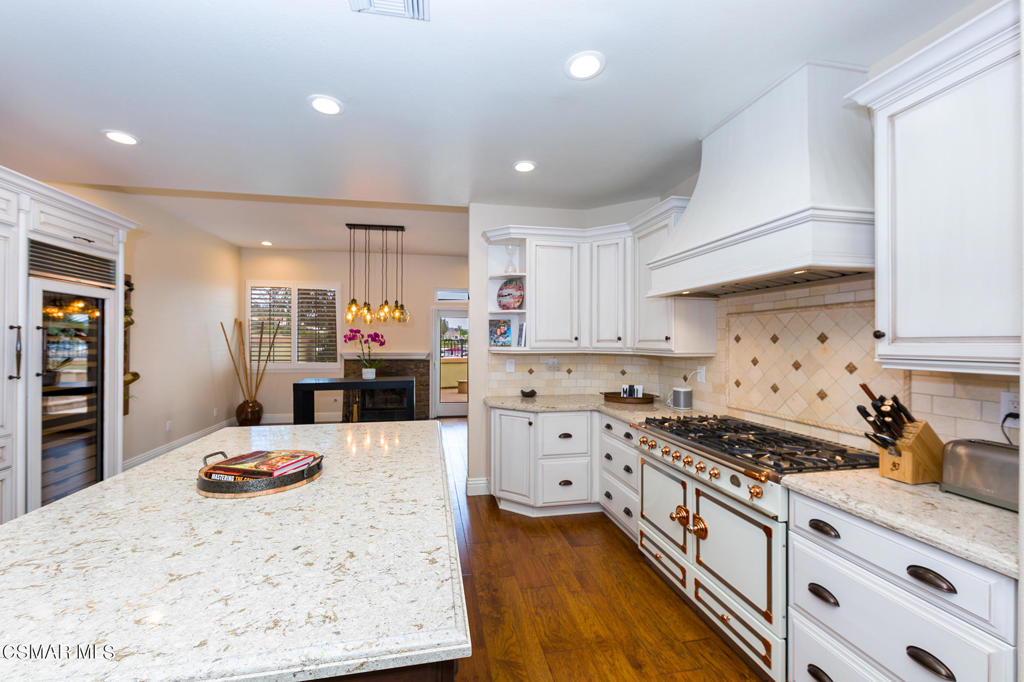 32201 Lakeport Drive 1