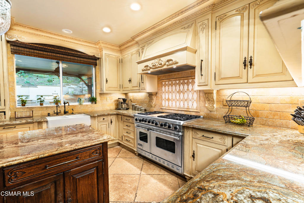 551 Rustic Hills Drive