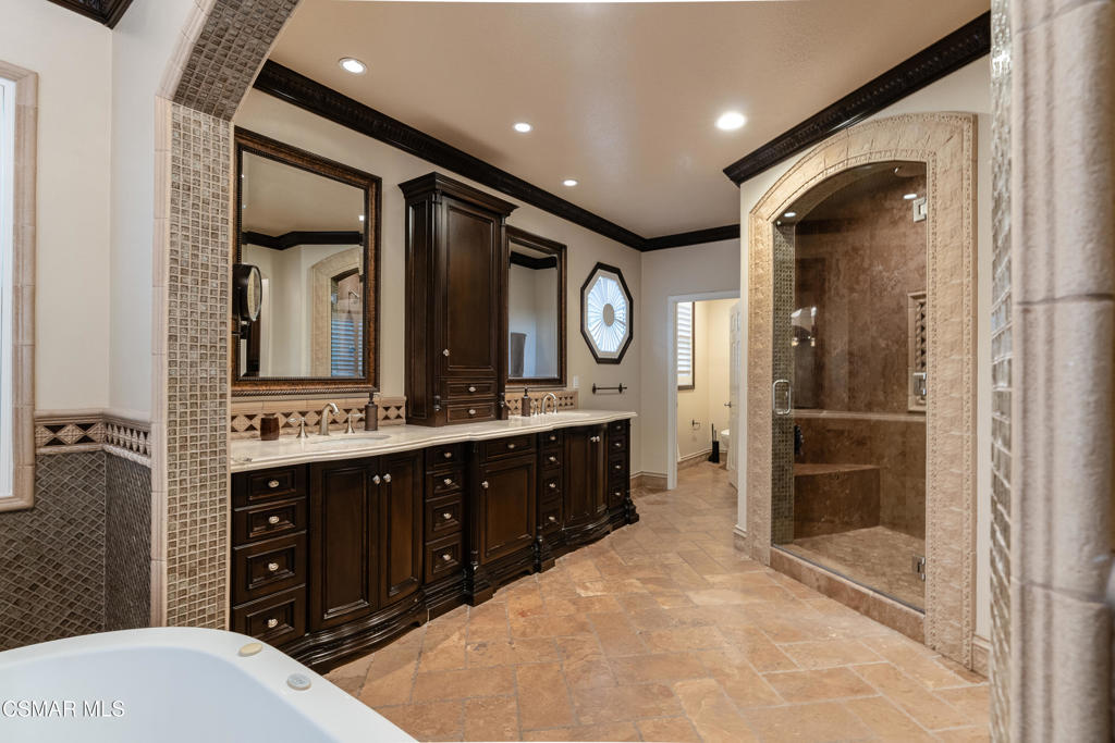 551 Rustic Hills Drive