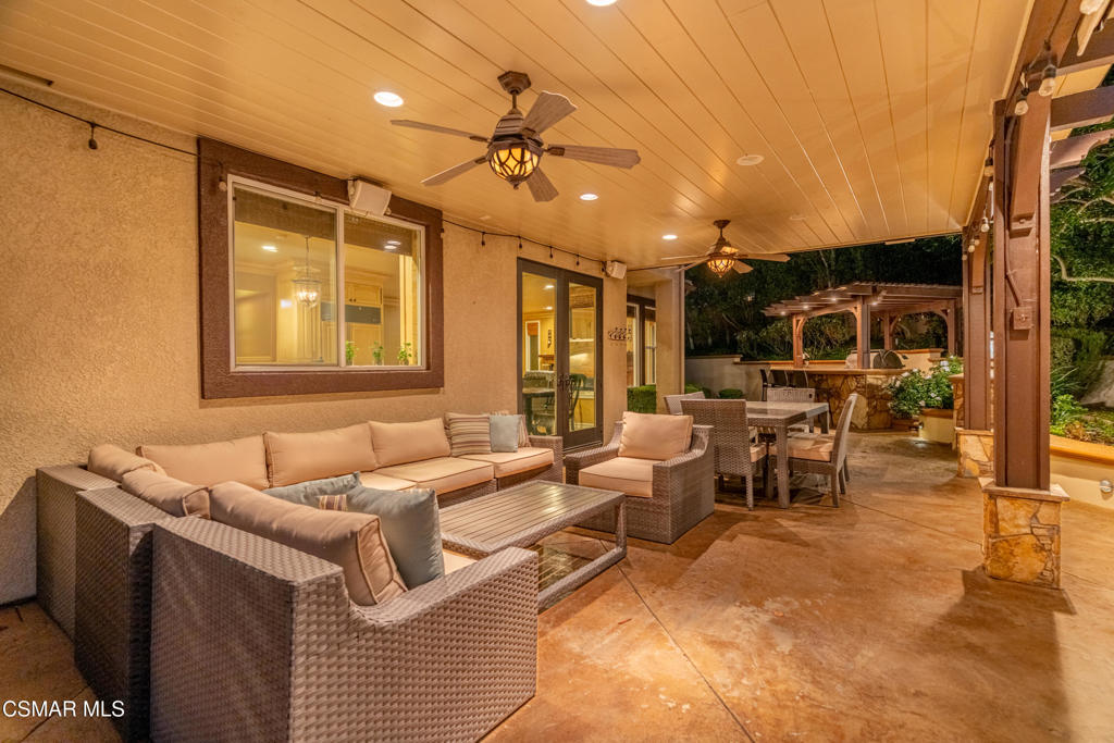 551 Rustic Hills Drive