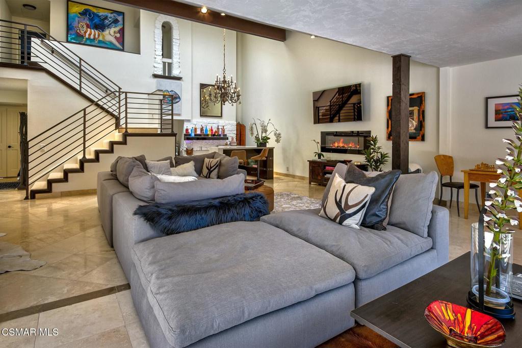 3816 Bowsprit Circle