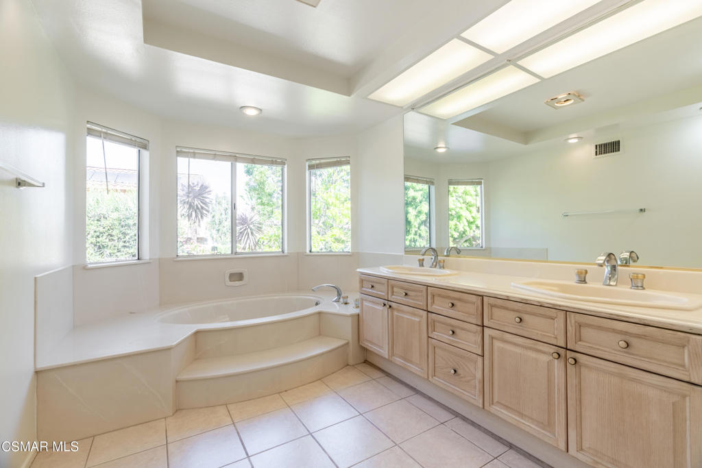 1768 Fox Springs Circle