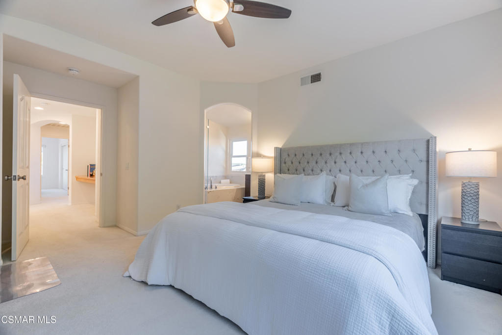 4406 Camino De La Rosa