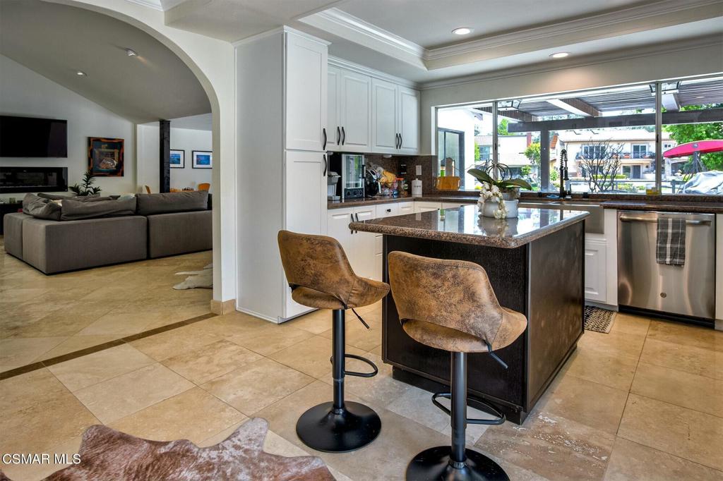 3816 Bowsprit Circle