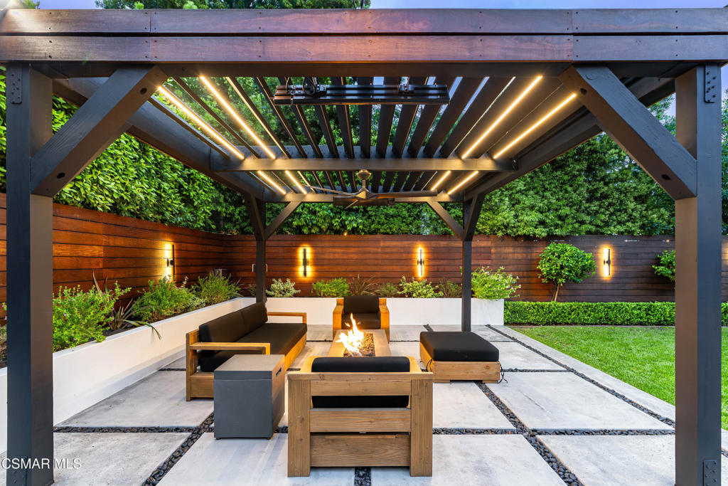 2836 Great Smokey Court