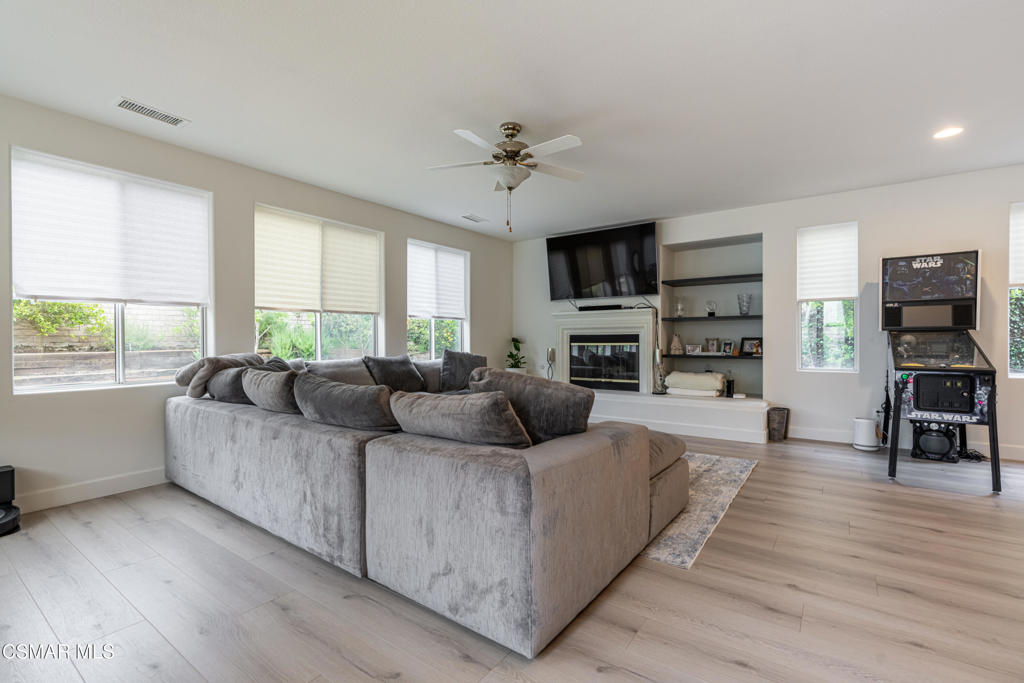 5314 Via Dolores