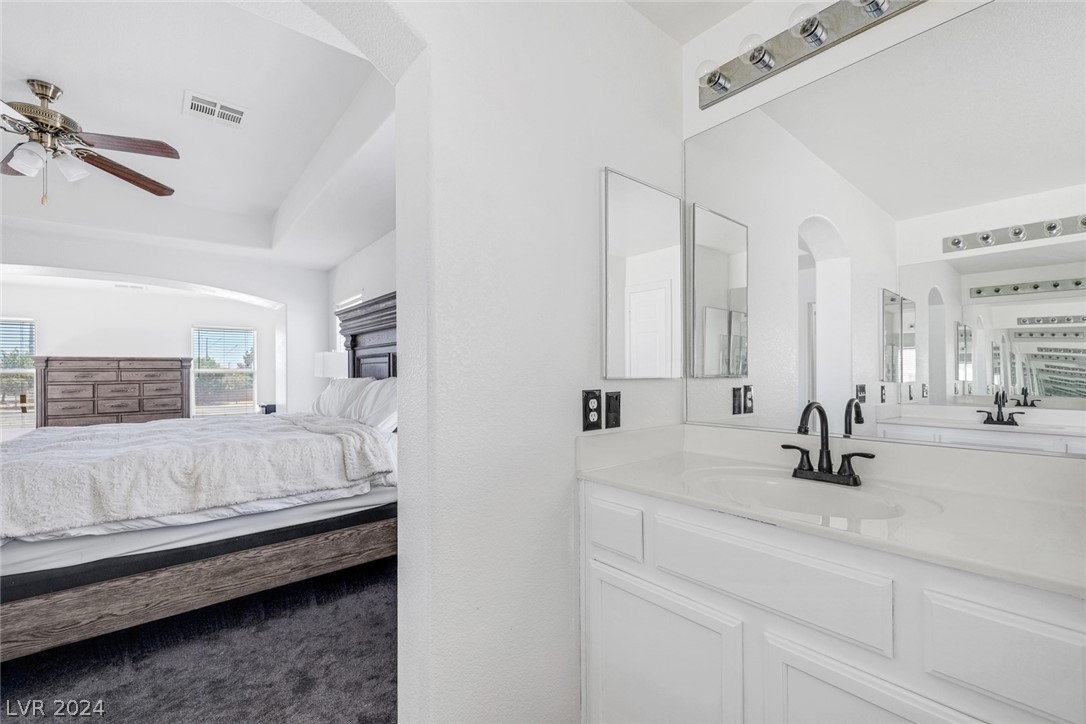 251 Palmarosa Street