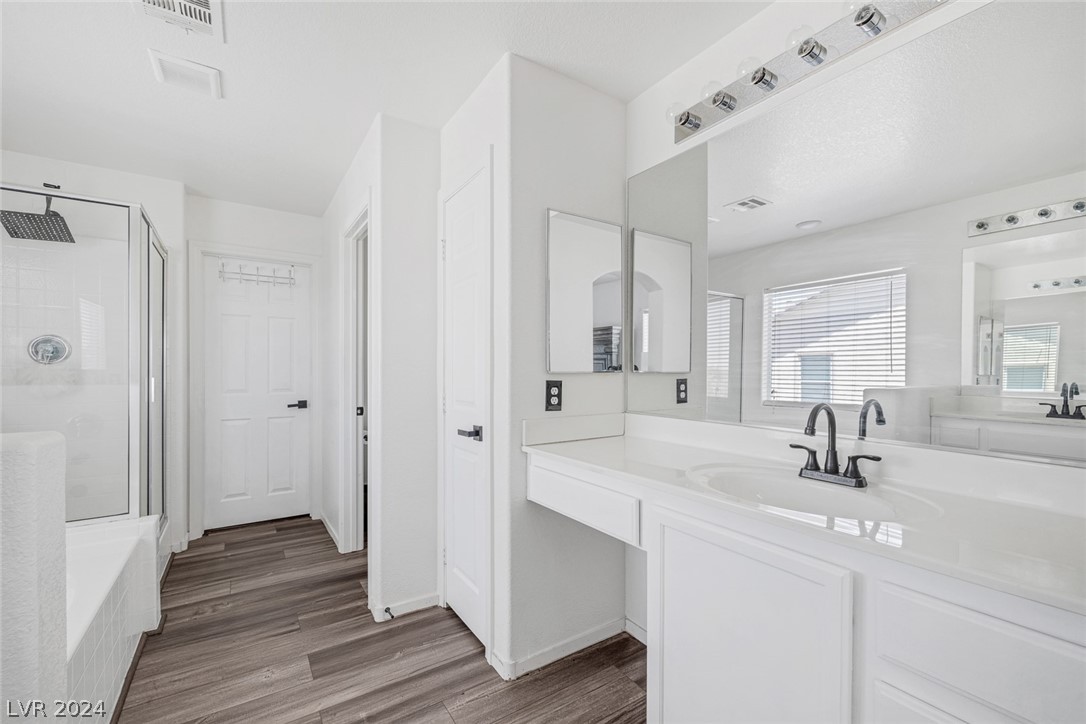 251 Palmarosa Street