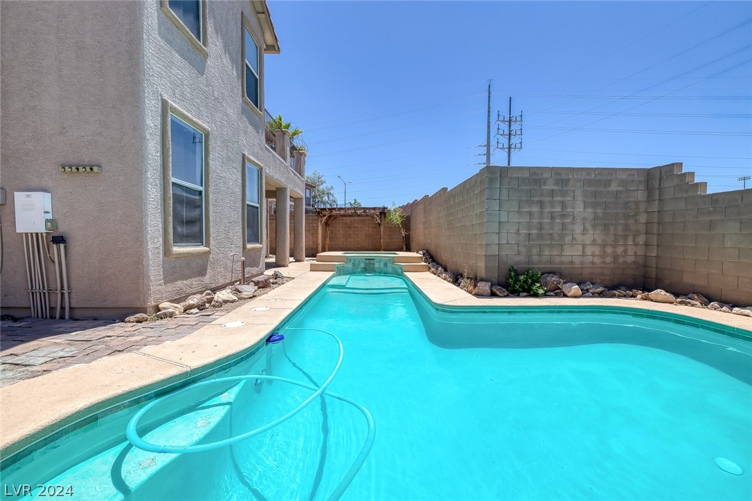 251 Palmarosa Street