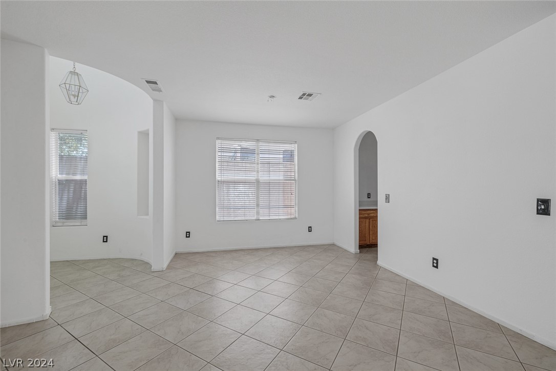 251 Palmarosa Street