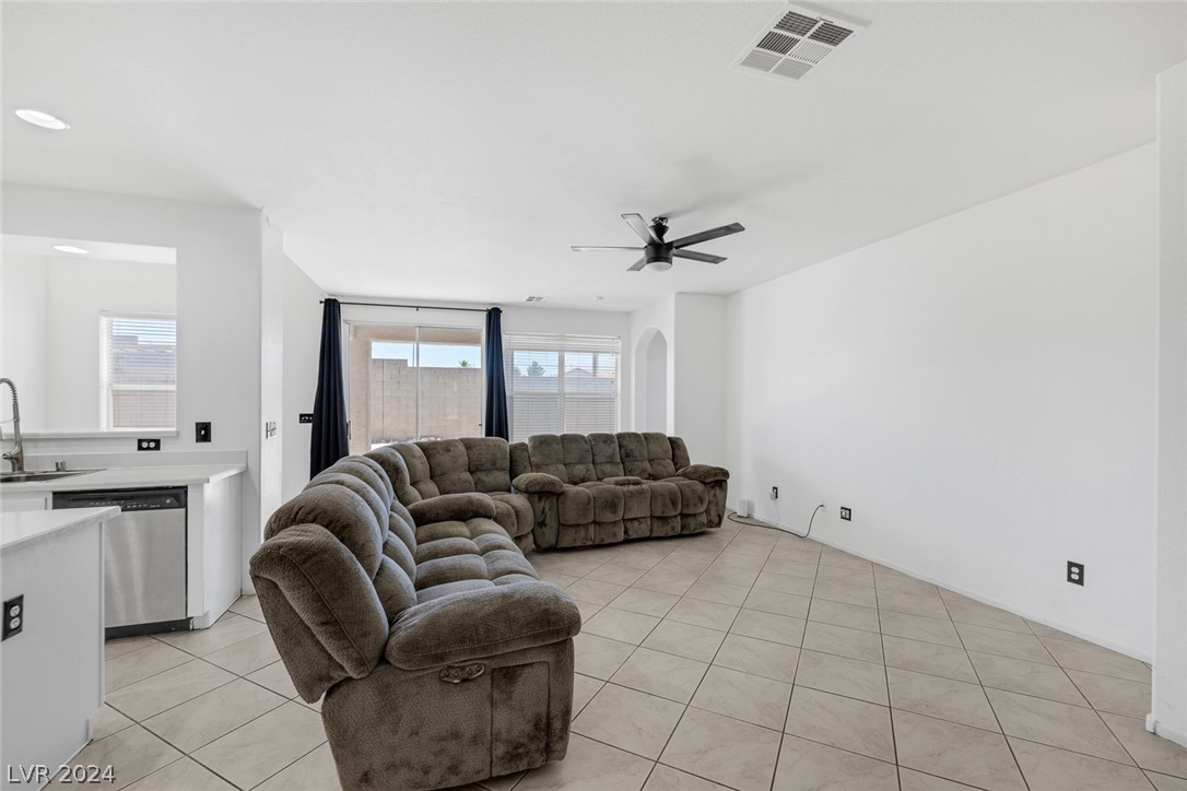 251 Palmarosa Street