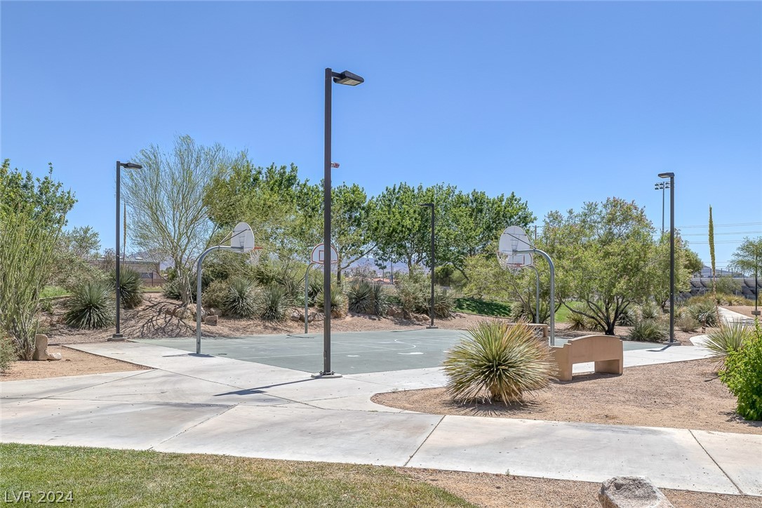 251 Palmarosa Street