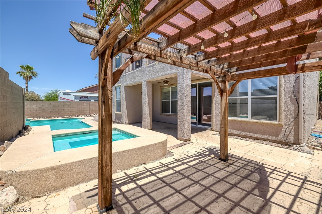 251 Palmarosa Street