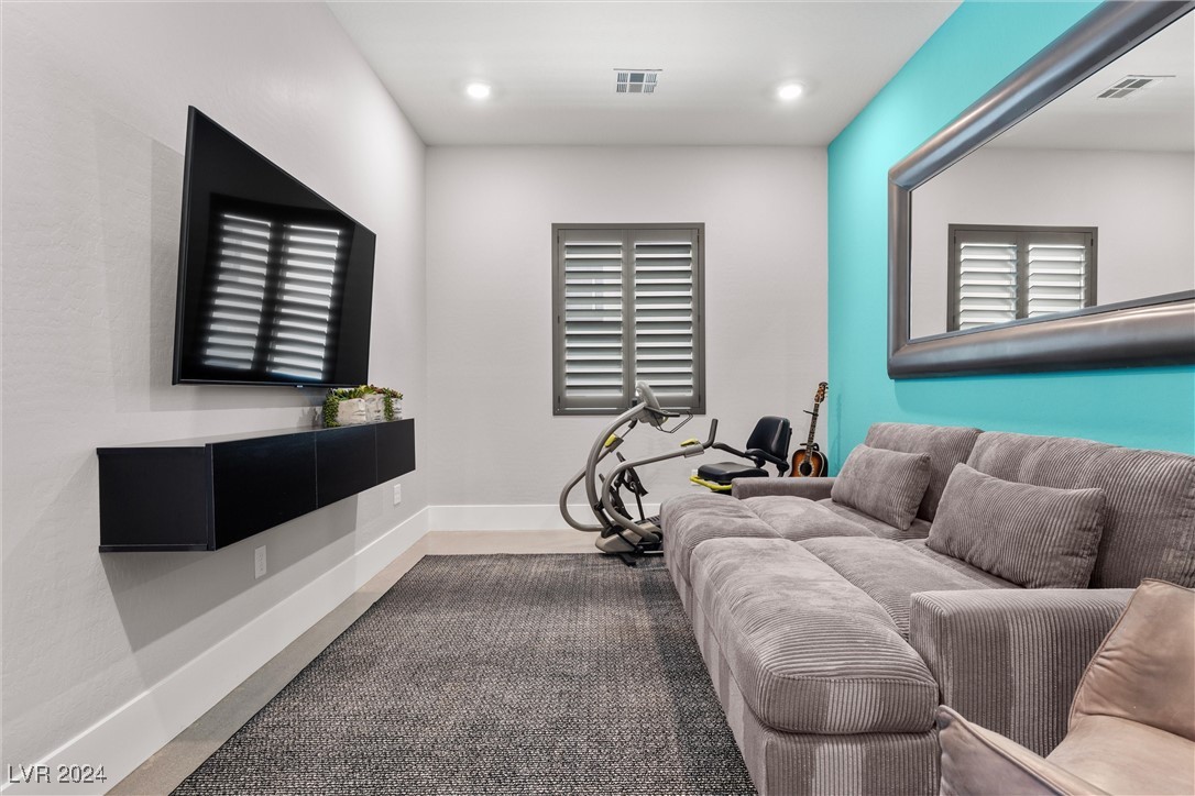 10028 Chrysolite Place