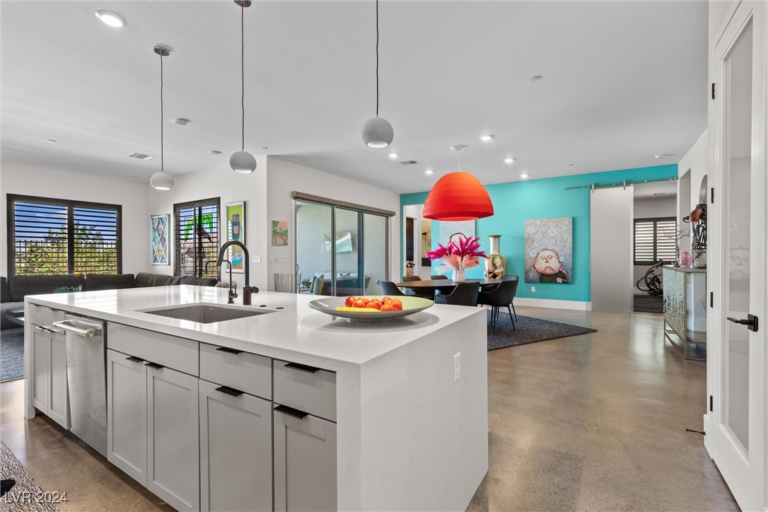 10028 Chrysolite Place