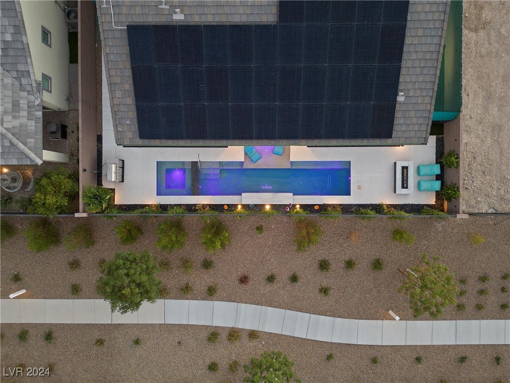 10028 Chrysolite Place