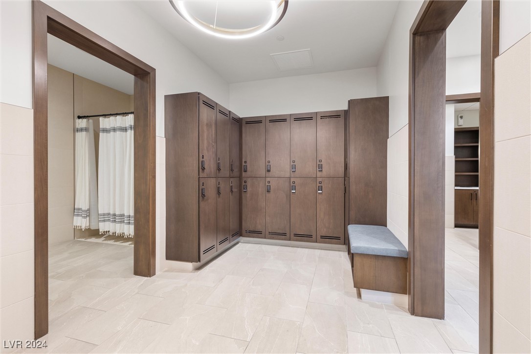 10028 Chrysolite Place