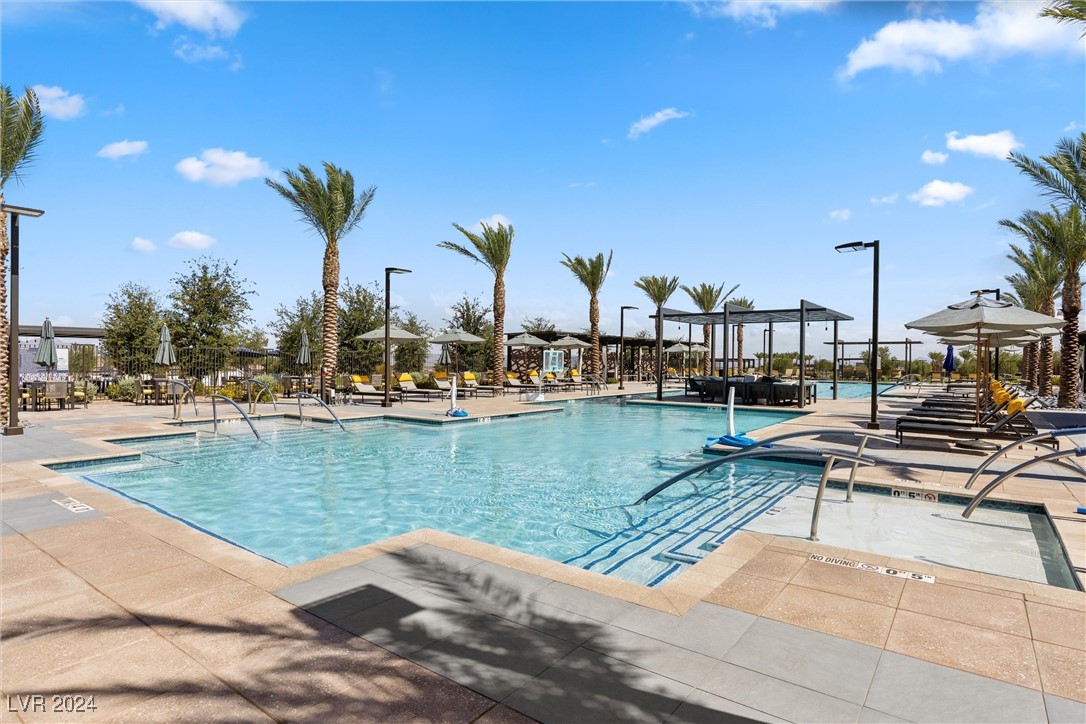 10028 Chrysolite Place