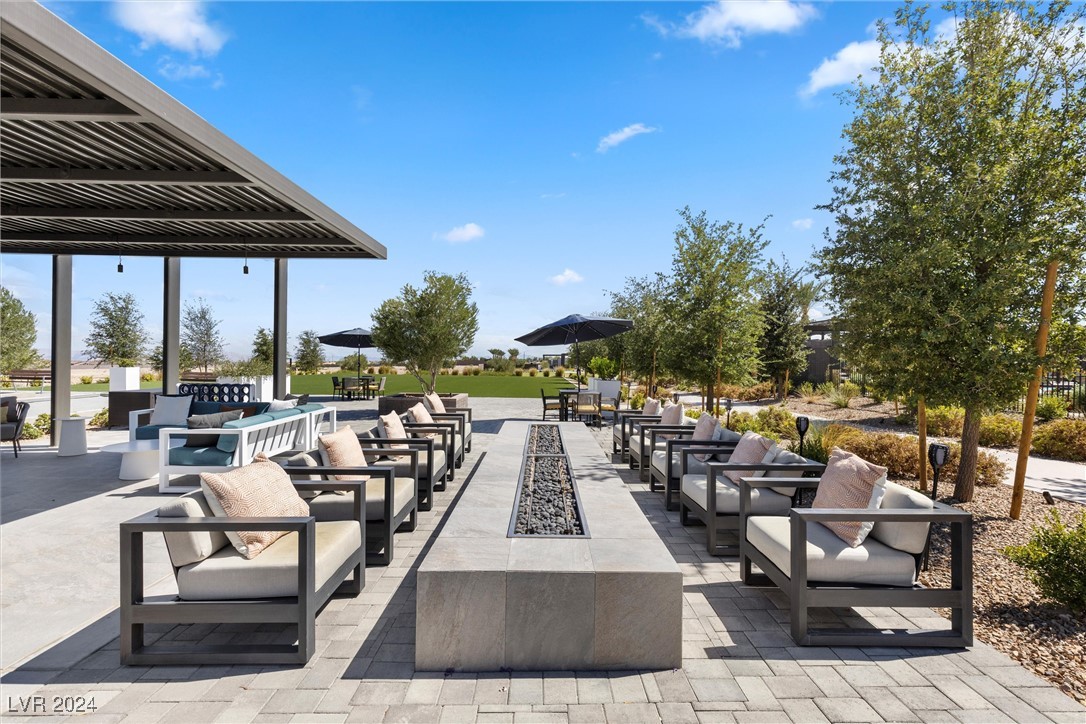 10028 Chrysolite Place