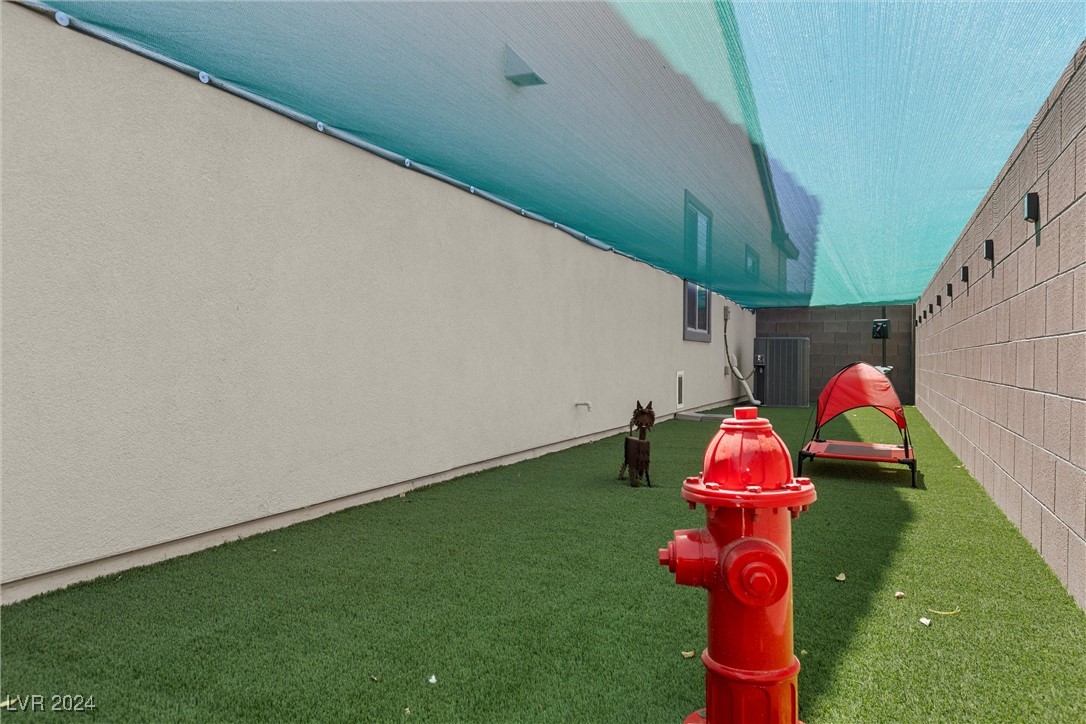 10028 Chrysolite Place