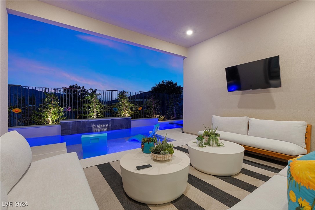 10028 Chrysolite Place