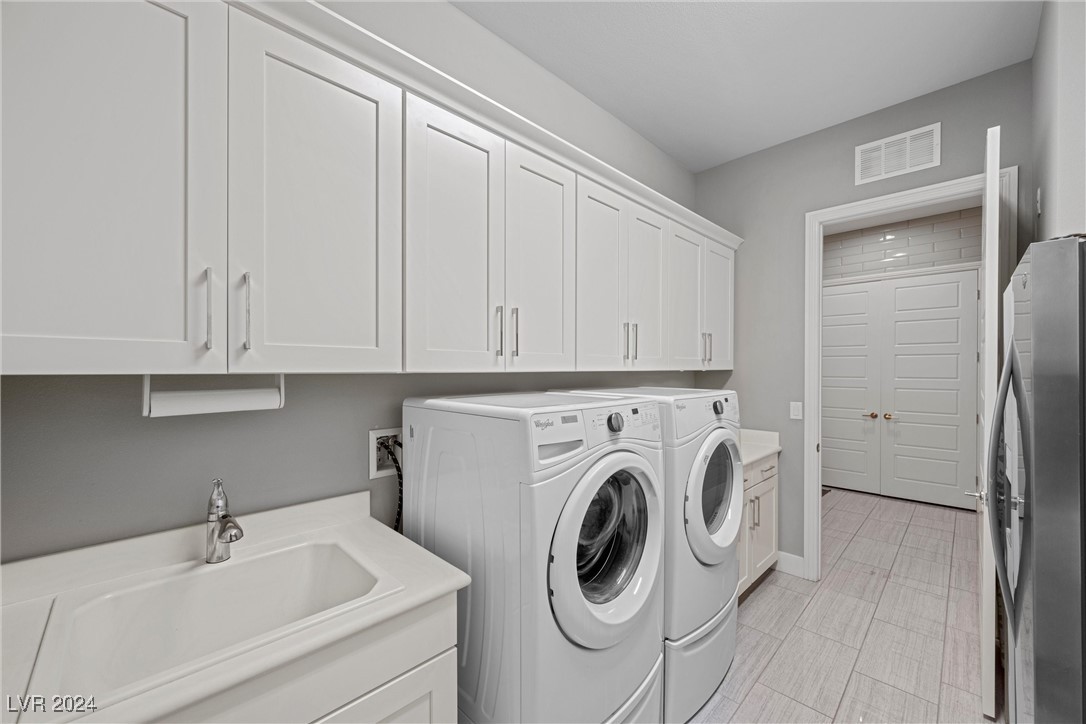 5811 Shangri La Night Court