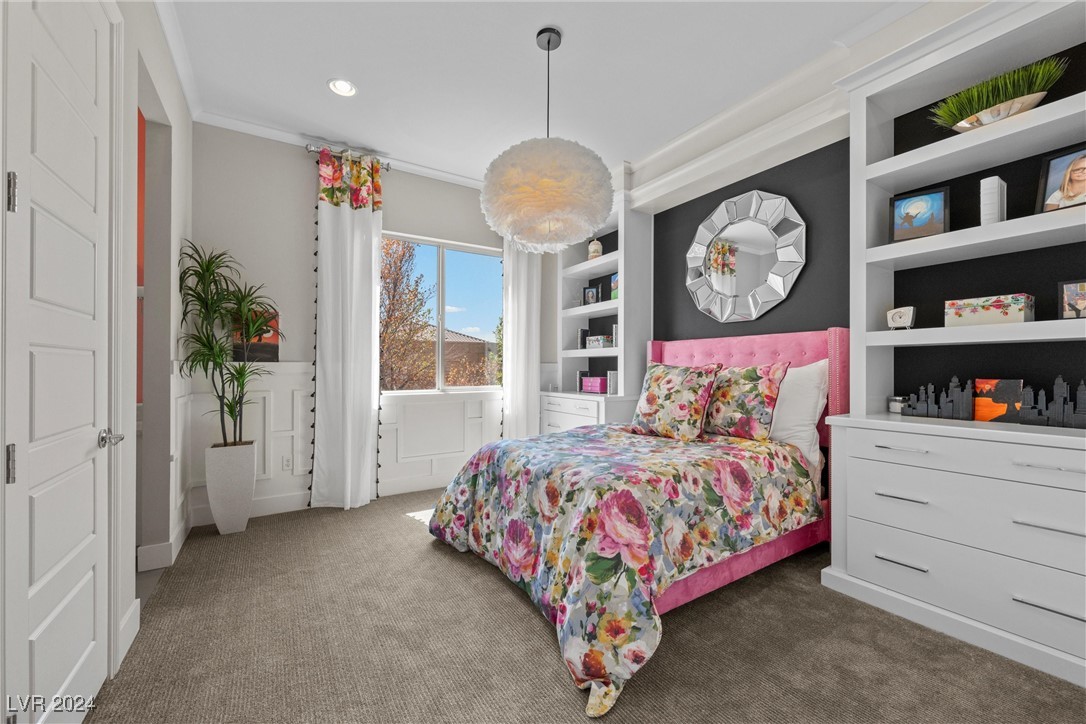 5811 Shangri La Night Court