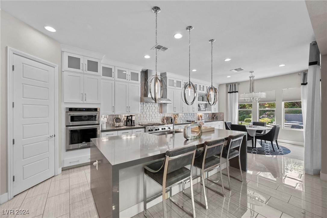 5811 Shangri La Night Court