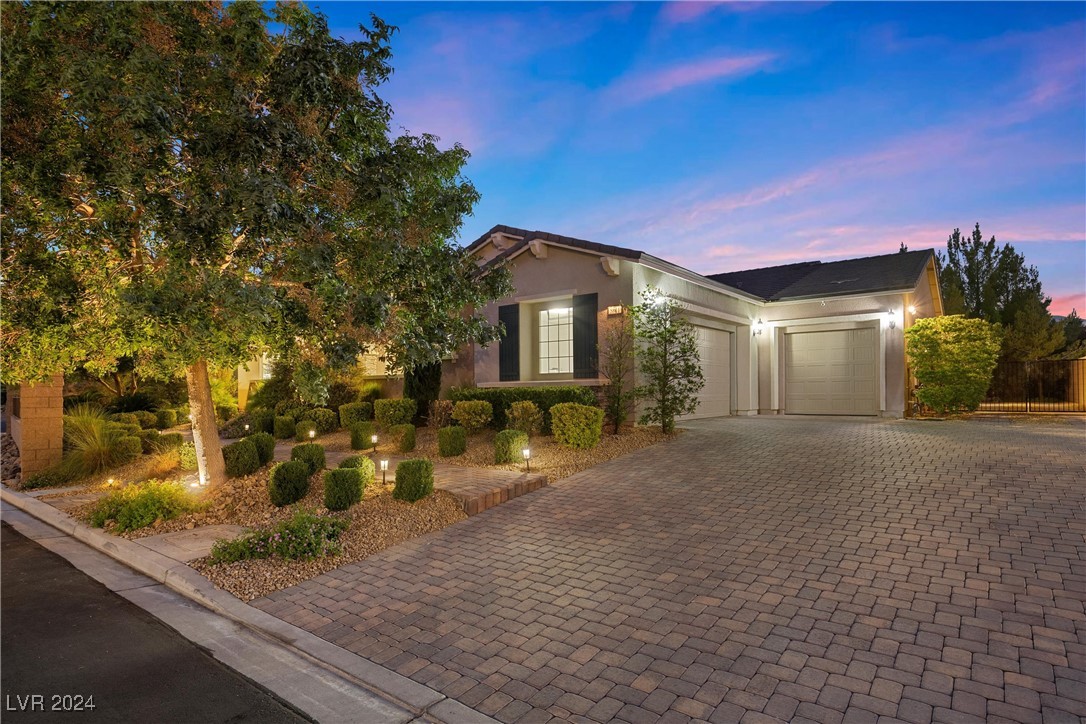 5811 Shangri La Night Court