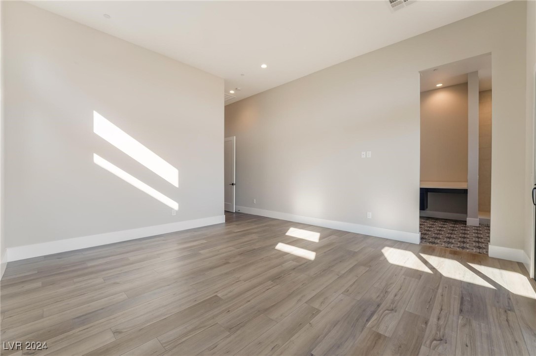 140 Tre Pietre Street