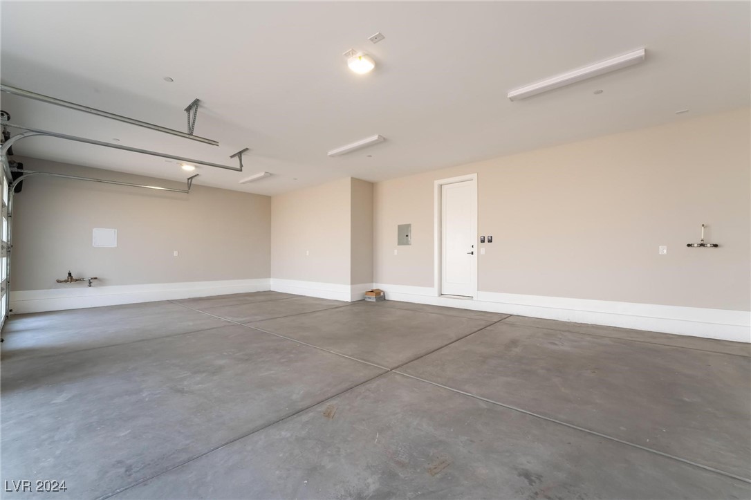 140 Tre Pietre Street