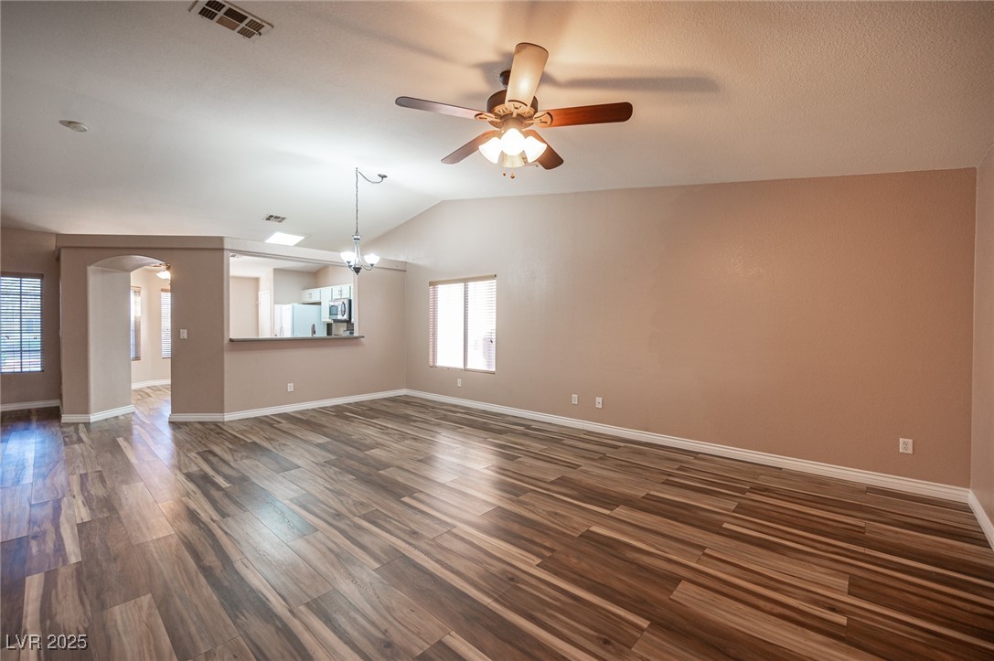 572 Decidedly Street