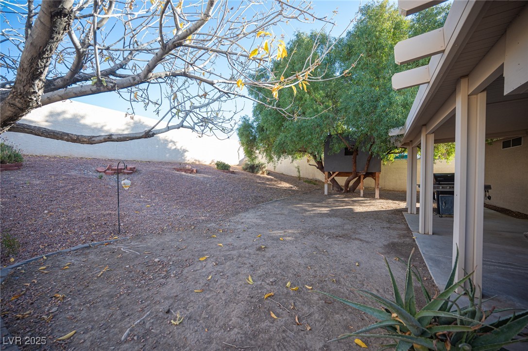 572 Decidedly Street