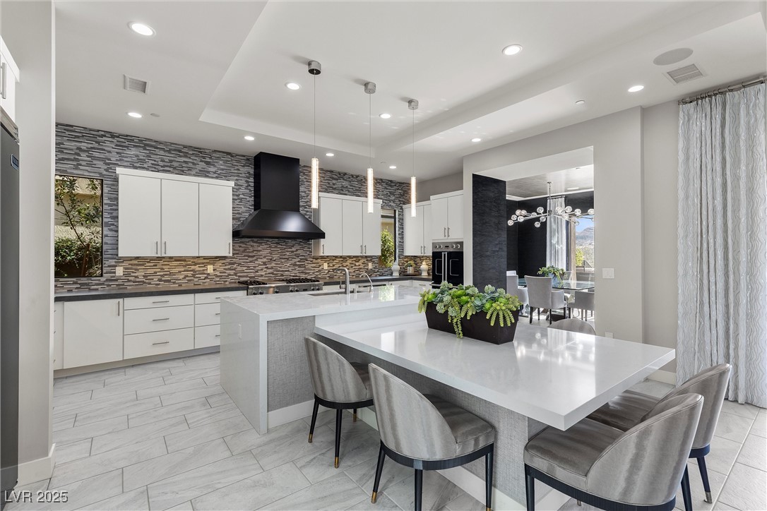 64 Bella Lago Avenue