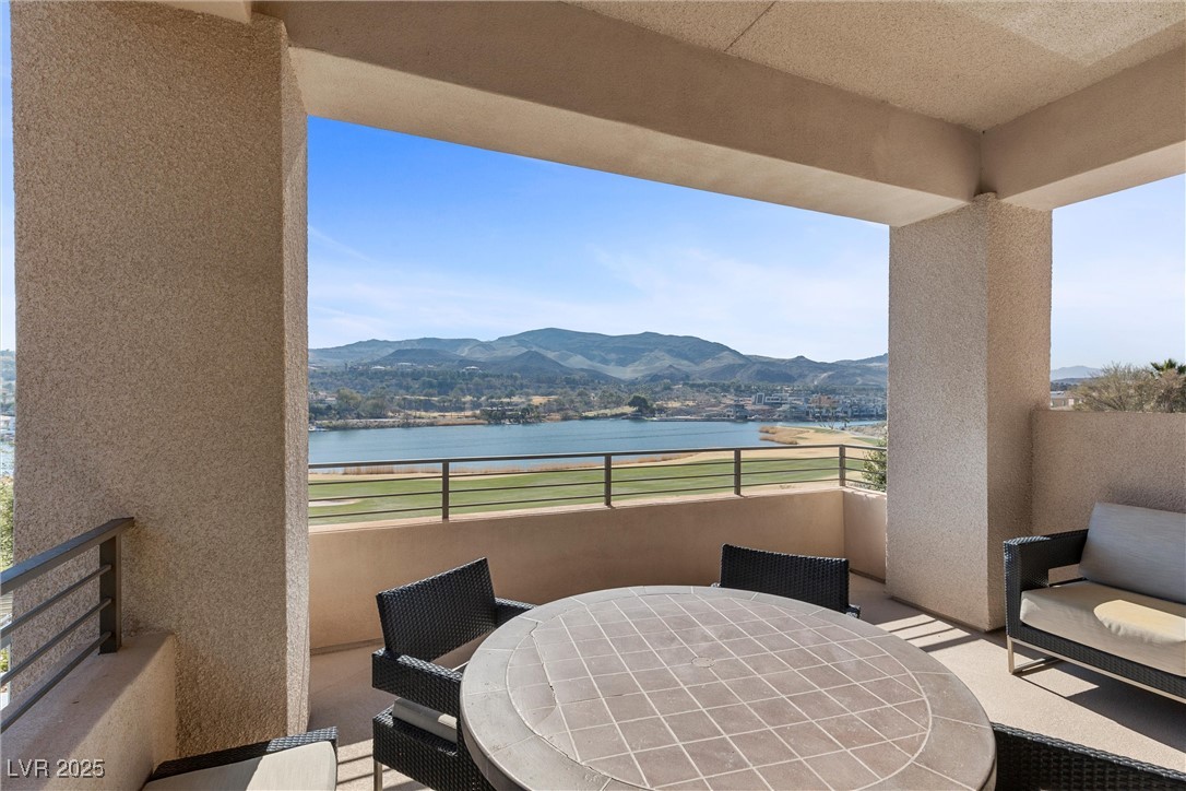 64 Bella Lago Avenue