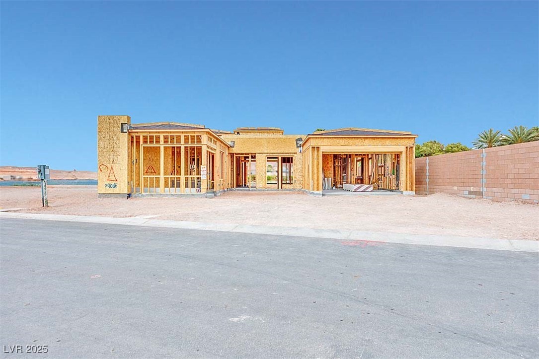 54 Bellissima Lago Court