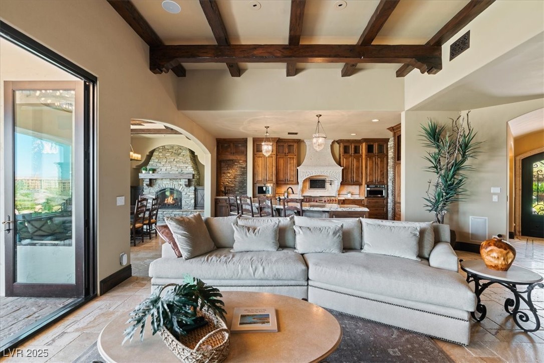 20 Via Paradiso Street