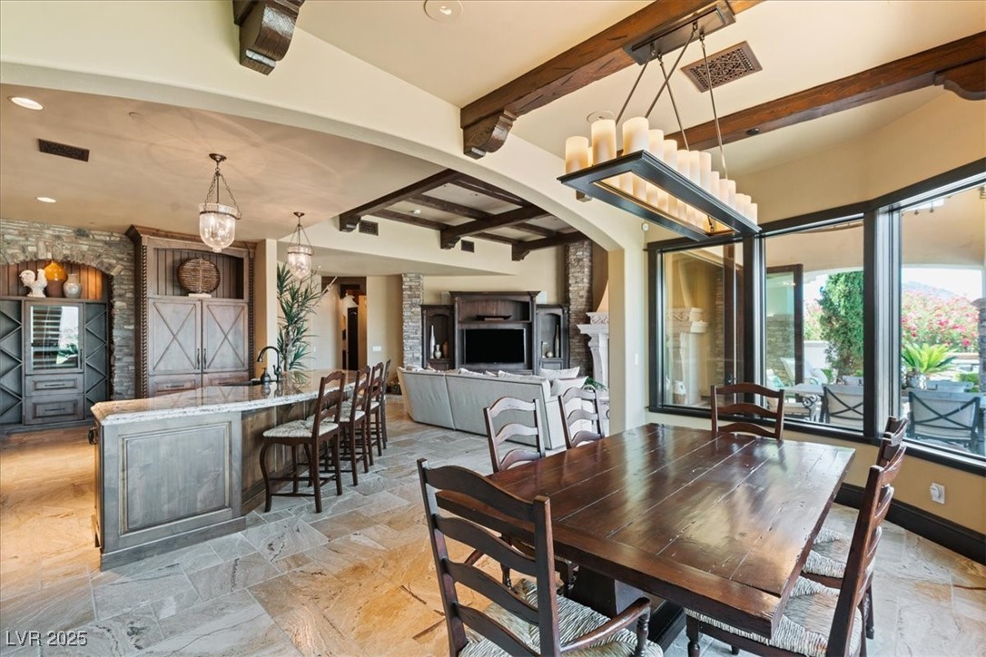 20 Via Paradiso Street