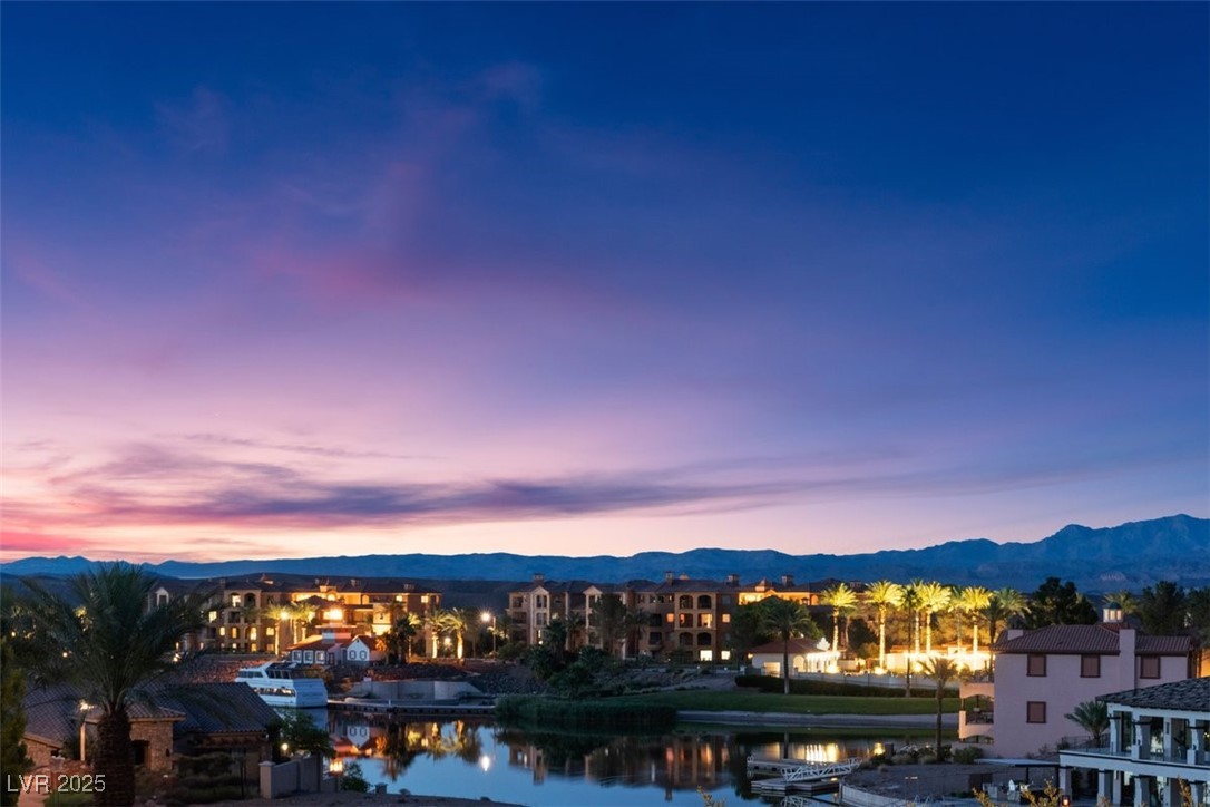 20 Via Paradiso Street