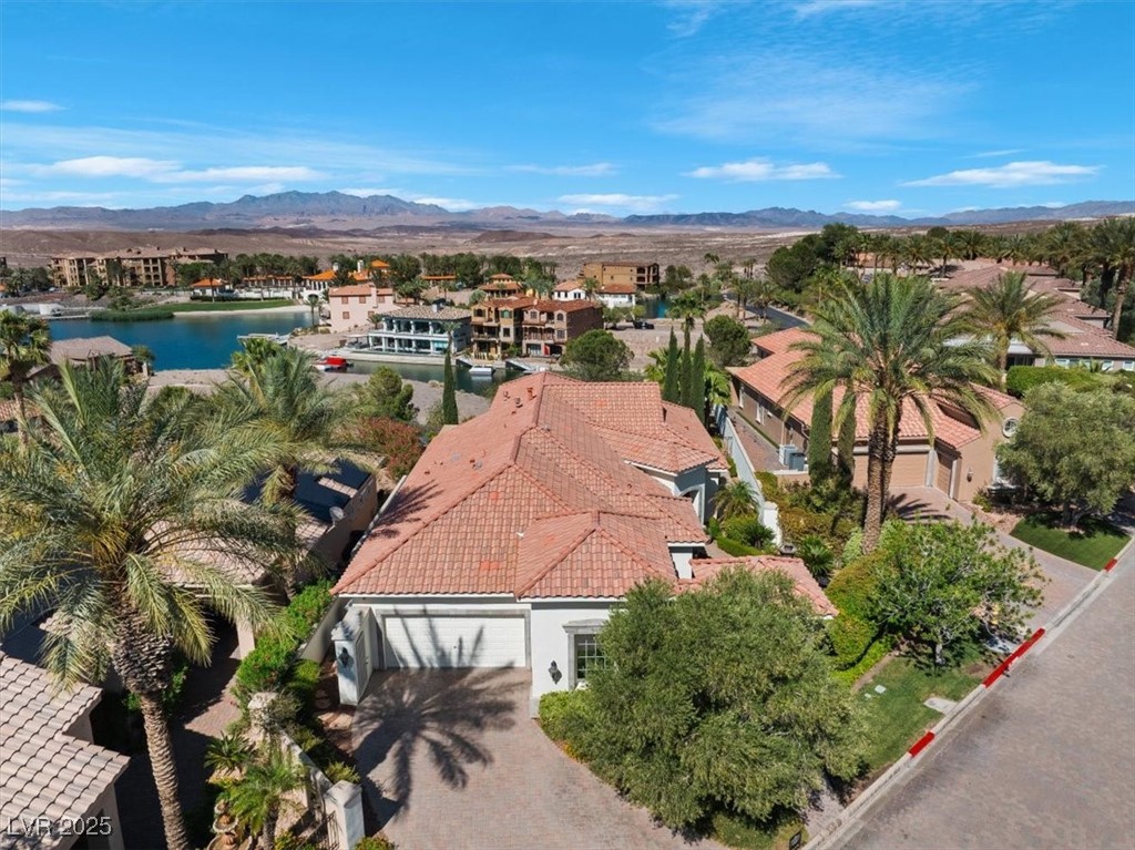 20 Via Paradiso Street