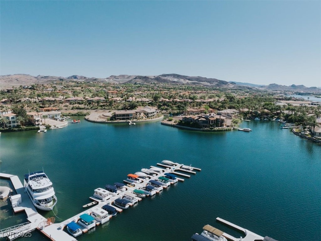 20 Via Paradiso Street