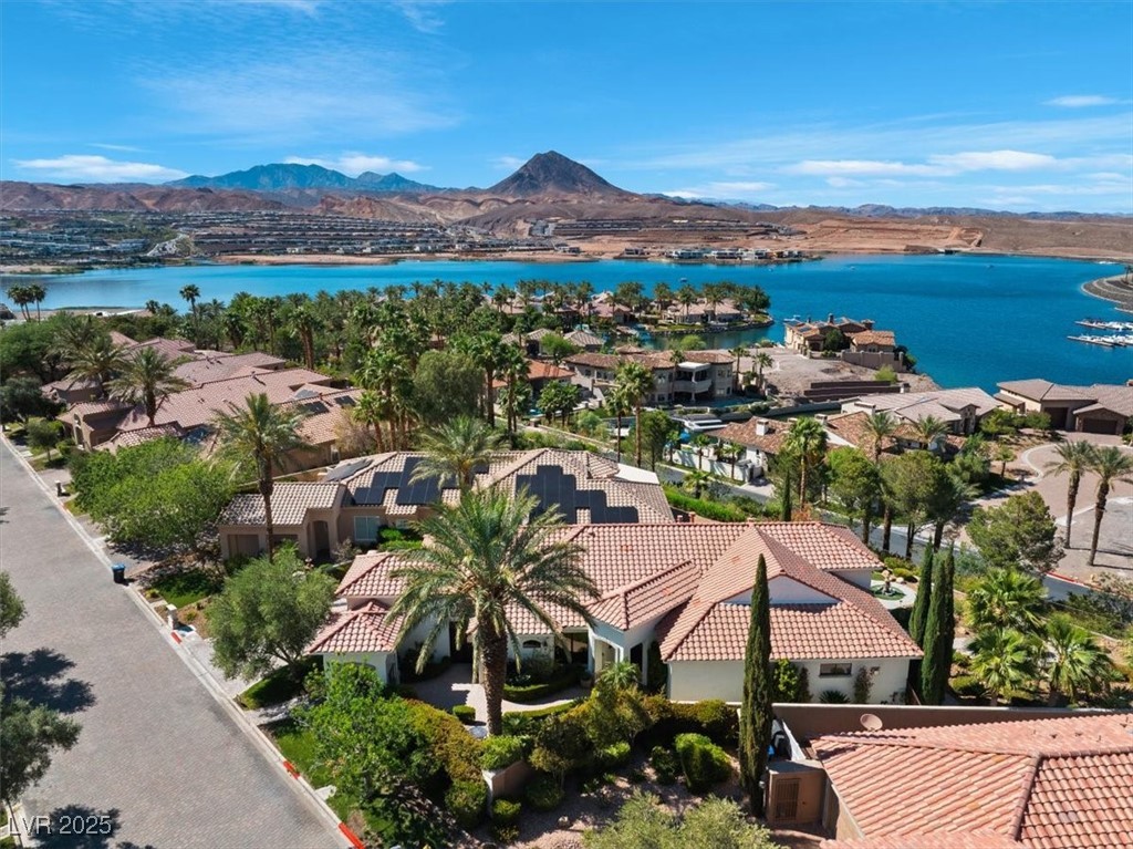 20 Via Paradiso Street