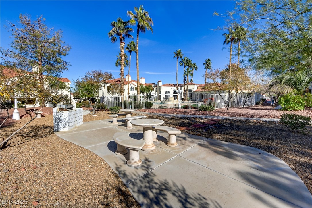 698 South Racetrack Road 1714