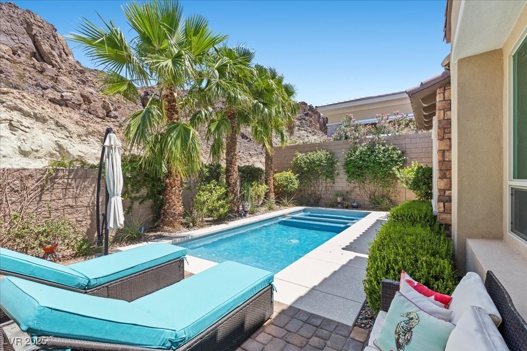 34 Costa Tropical Drive