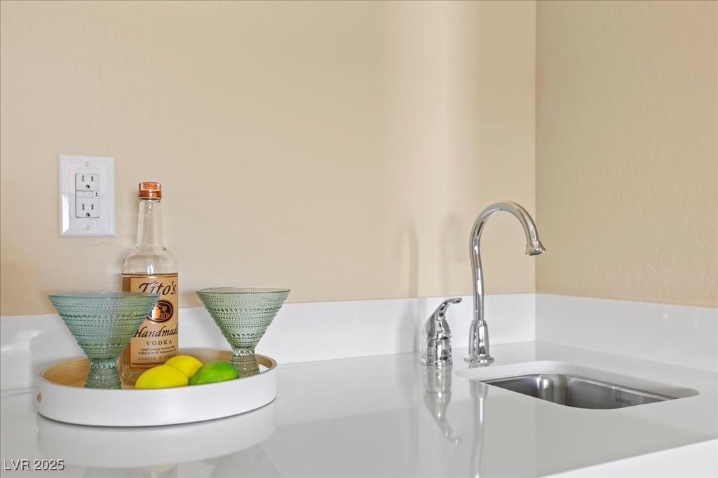 34 Costa Tropical Drive